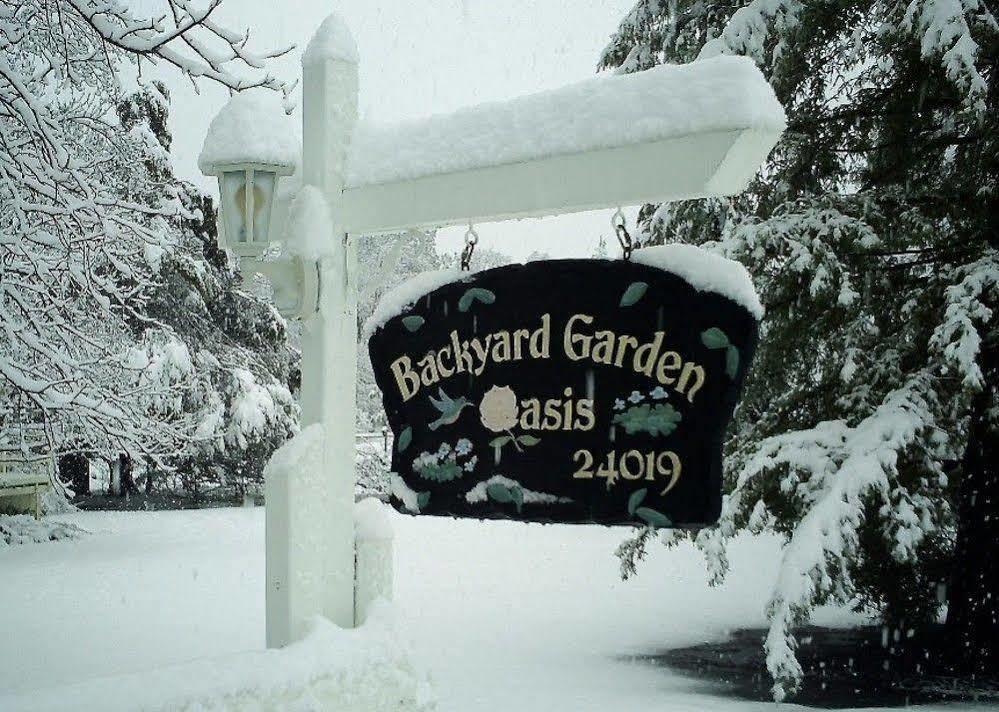 Backyard Garden Oasis Bed & Breakfast Middletown Exterior photo